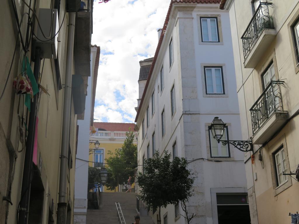 Chiado Bairro Alto, Bright And Newly Renovated 3 Bedroom Apartment, Lisbon Historical Center Exterior foto